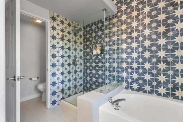 411 Calle Corazon, Oceanside, CA 92057