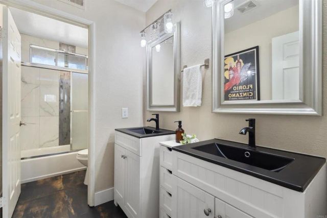 411 Calle Corazon, Oceanside, CA 92057