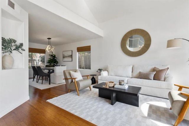 411 Calle Corazon, Oceanside, CA 92057