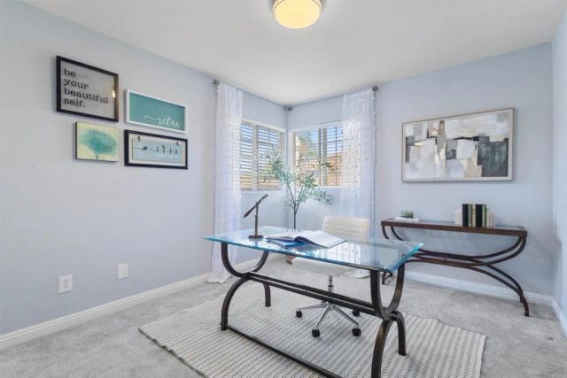 411 Calle Corazon, Oceanside, CA 92057