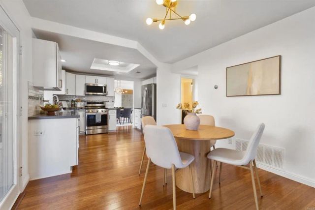 411 Calle Corazon, Oceanside, CA 92057
