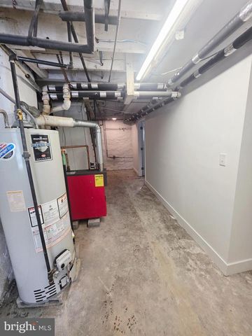 6965 CLINTON RD, Upper Darby, PA 19082