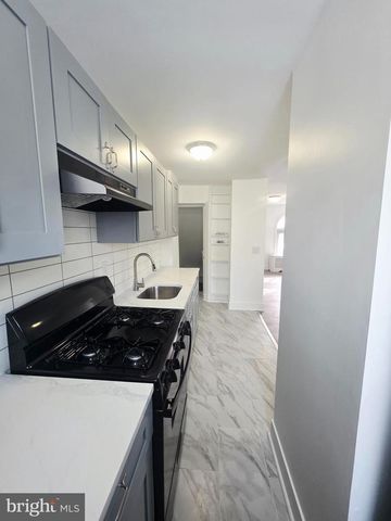 6965 CLINTON RD, Upper Darby, PA 19082