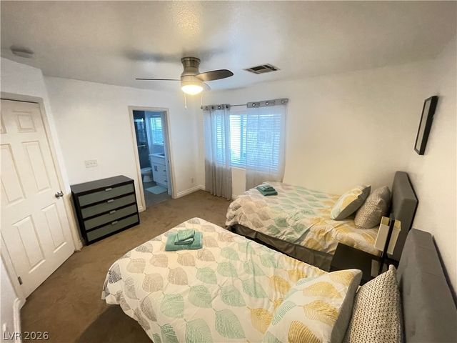 7416 Castillo Peak Street, Las Vegas, NV 89139