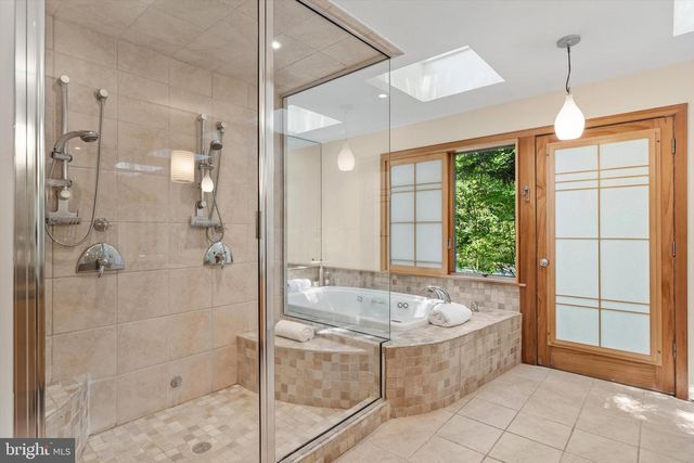 7700 OLD DOMINION DR, Mclean, VA 22102