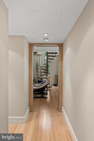 7700 OLD DOMINION DR, Mclean, VA 22102