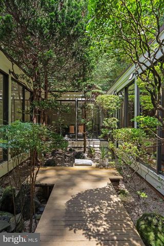 7700 OLD DOMINION DR, Mclean, VA 22102