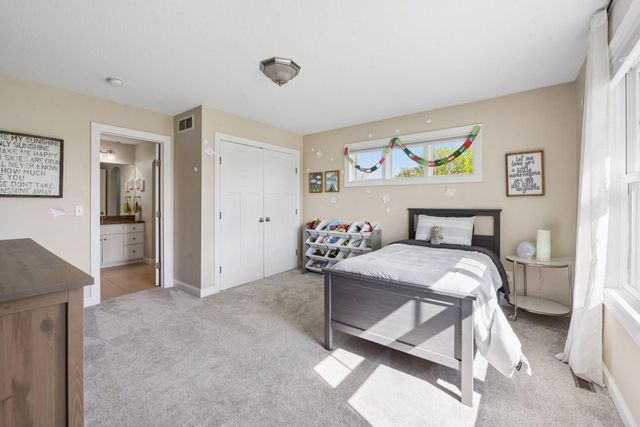 25735 Highview Avenue, Farmington, MN 55024