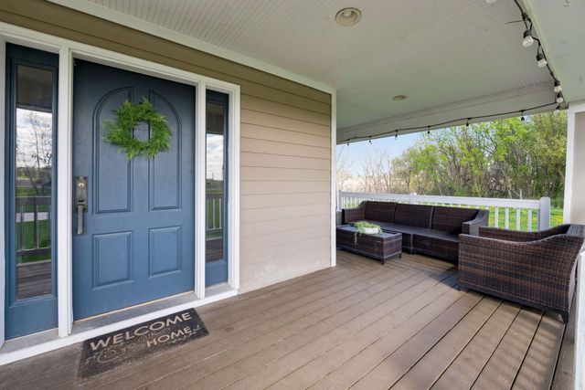 25735 Highview Avenue, Farmington, MN 55024