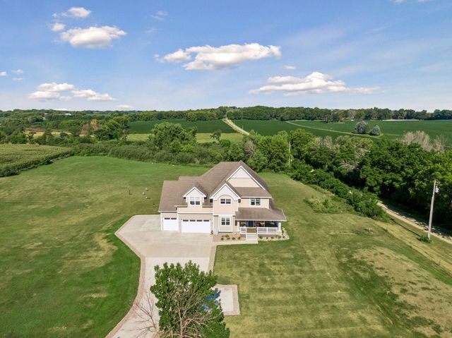25735 Highview Avenue, Farmington, MN 55024