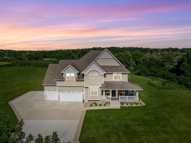 25735 Highview Avenue, Farmington, MN 55024