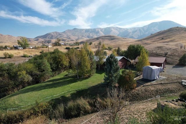 19 Hisaw Road, Horseshoe Bend, ID 83629