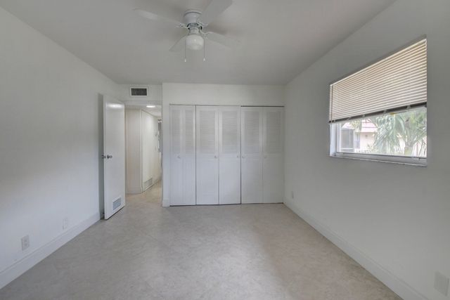 468 Saxony J, Delray Beach, FL 33446
