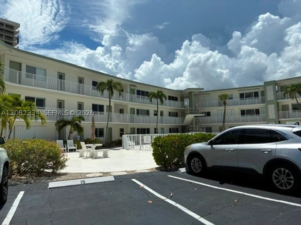 3600 N Ocean Dr 108, Singer Island, FL 33404