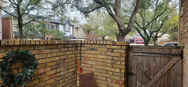 4000 Purdue Street 107, Houston, TX 77005