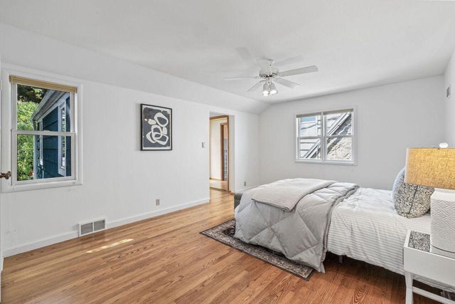 6265 N Bay Ridge AVENUE, Whitefish Bay, WI 53217
