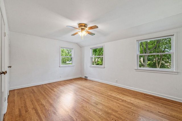6265 N Bay Ridge AVENUE, Whitefish Bay, WI 53217