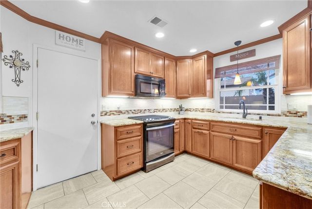 6266 Pathfinder Road, Riverside, CA 92504