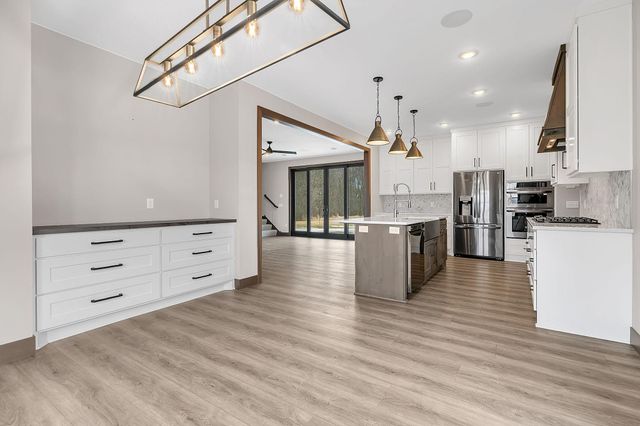 504 Northern Meadows Lane, Sartell, MN 56377