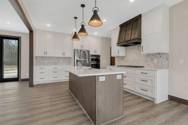 504 Northern Meadows Lane, Sartell, MN 56377