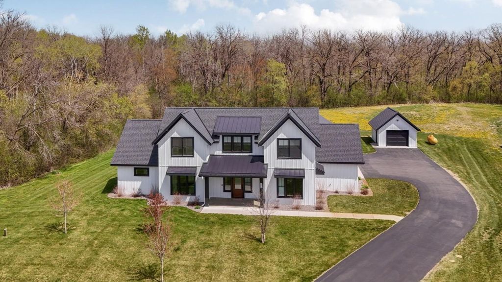 504 Northern Meadows Lane, Sartell, MN 56377