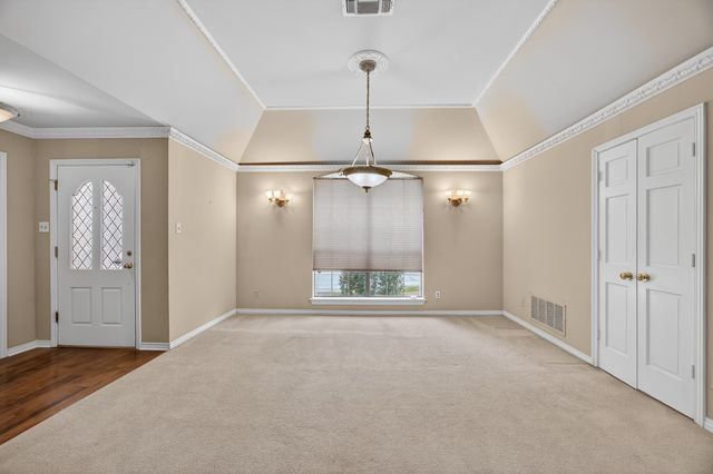 100 Castle Court, Irving, TX 75038