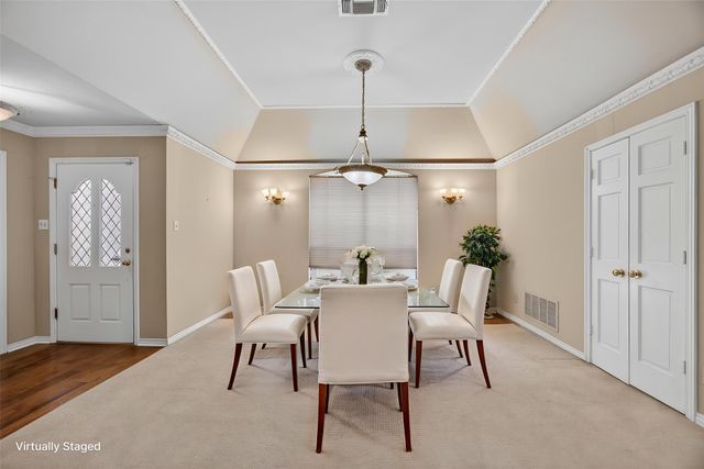 100 Castle Court, Irving, TX 75038