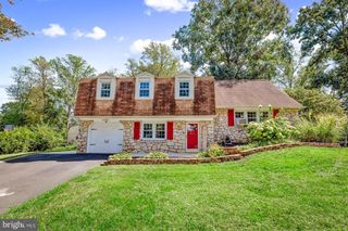 919 LAVERA RD, Warminster, PA 18974