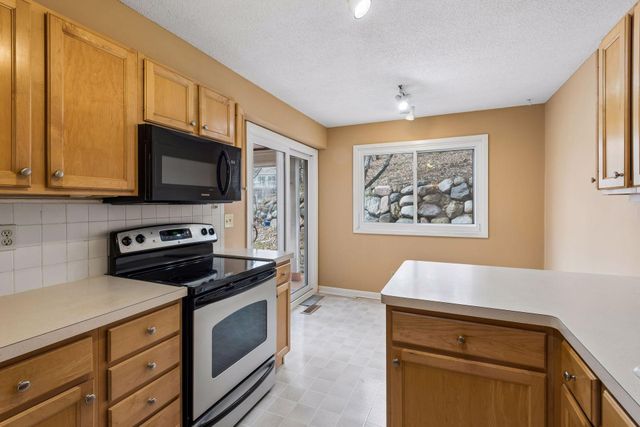 14365 Fairway Drive, Eden Prairie, MN 55344