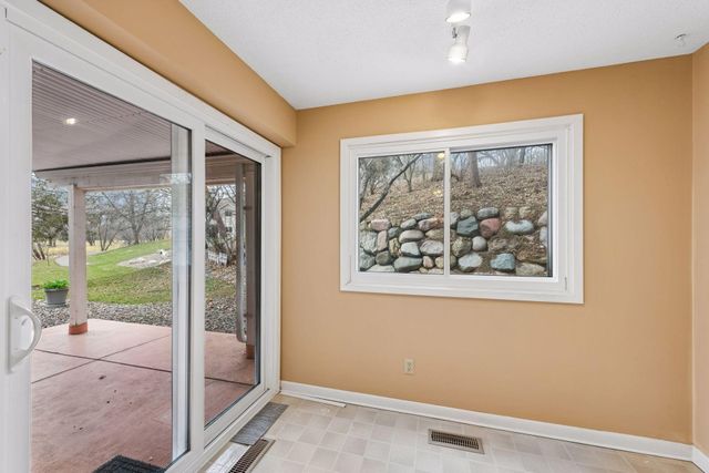 14365 Fairway Drive, Eden Prairie, MN 55344