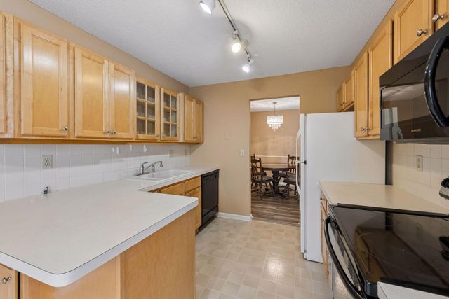 14365 Fairway Drive, Eden Prairie, MN 55344