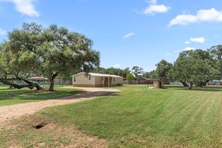 1031 County Road 152, Columbus, TX 78934