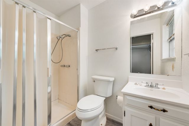902 Dawnview Street, Arlington, TX 76014