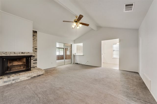 902 Dawnview Street, Arlington, TX 76014