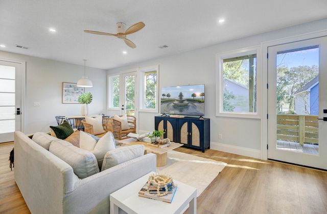 1627 Wigeon Lane, Charleston, SC 29412