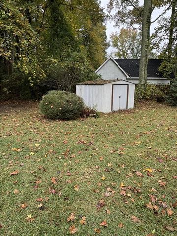 2566 Pine Street, Snellville, GA 30078