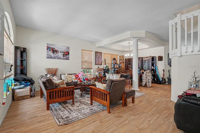7212 HAMMET ROAD, Tampa, FL 33647
