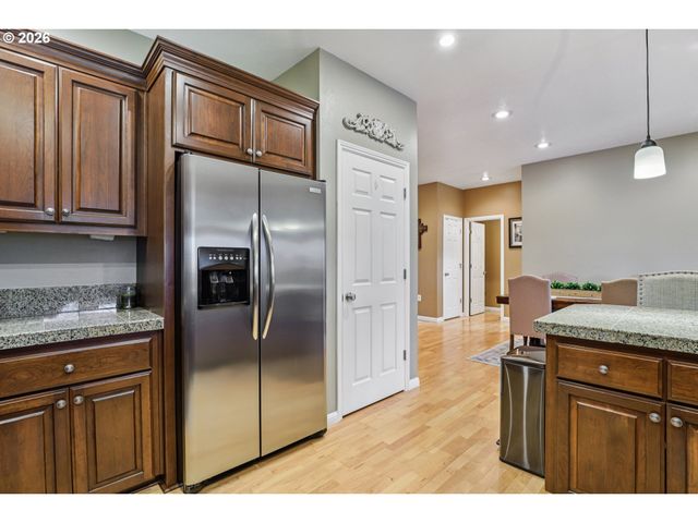 8975 Se 282ND Ave, Boring, OR 97009