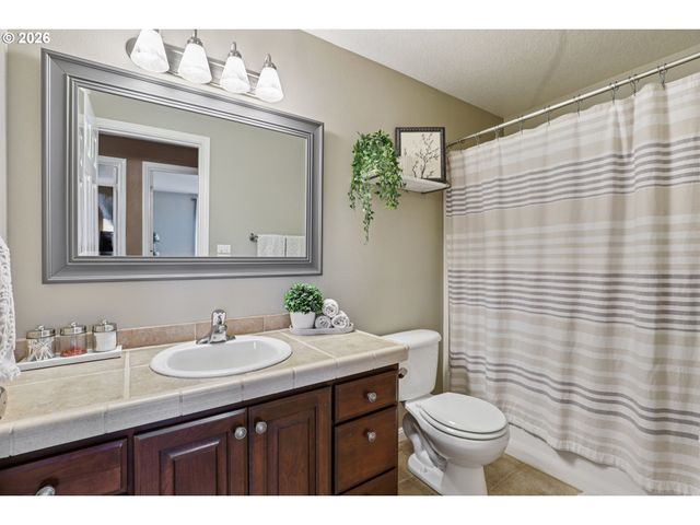 8975 Se 282ND Ave, Boring, OR 97009