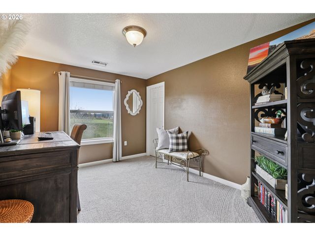 8975 Se 282ND Ave, Boring, OR 97009