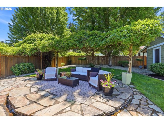 8975 Se 282ND Ave, Boring, OR 97009