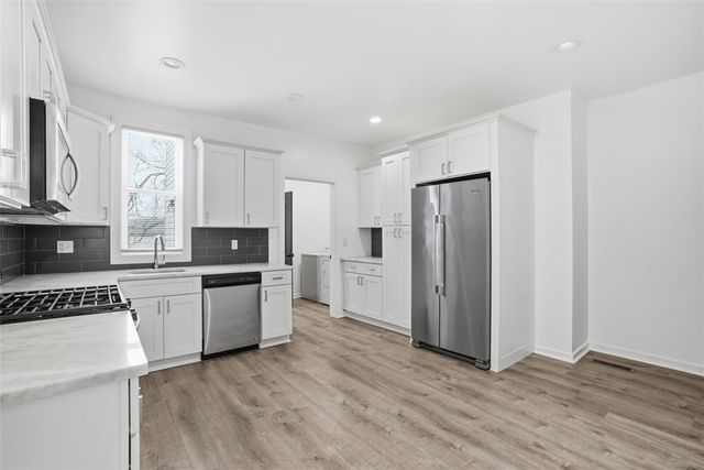 95 Wyoming St, Mt Washington, PA 15211