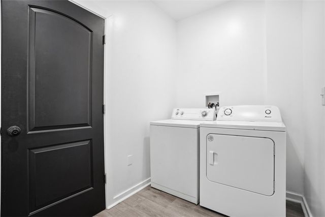 95 Wyoming St, Mt Washington, PA 15211