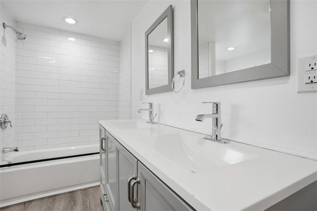 95 Wyoming St, Mt Washington, PA 15211