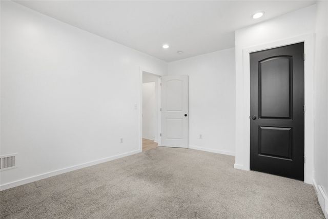 95 Wyoming St, Mt Washington, PA 15211