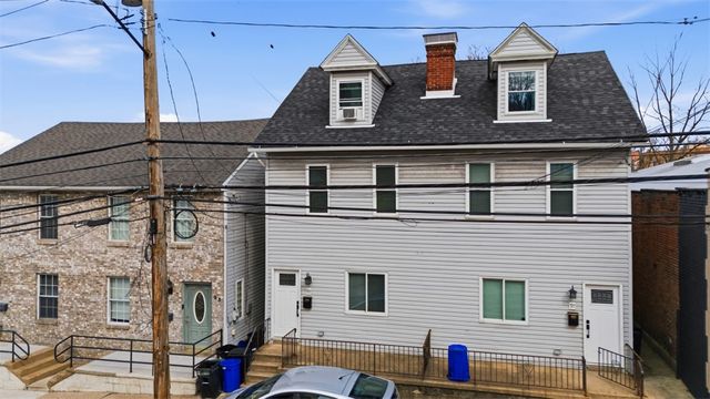 95 Wyoming St, Mt Washington, PA 15211