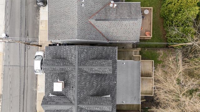 95 Wyoming St, Mt Washington, PA 15211