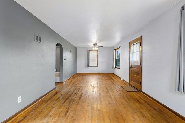 1814 PLEASANT AVENUE, New Holstein, WI 53061