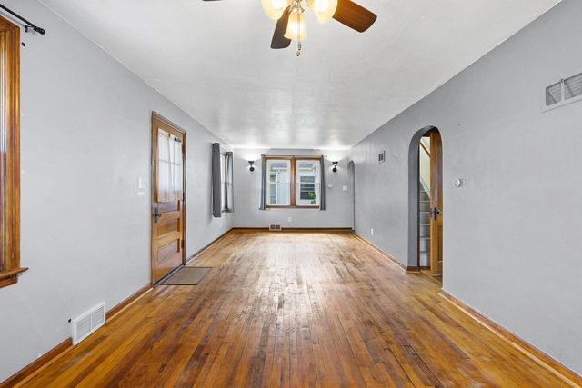 1814 PLEASANT AVENUE, New Holstein, WI 53061
