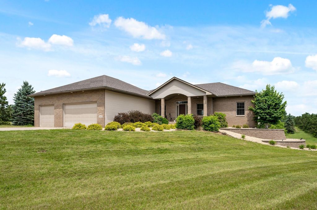 18080 233rd Avenue, Big Lake Twp, MN 55309